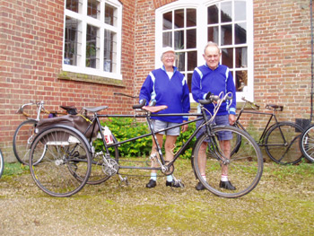 3 wheel tandem with owners